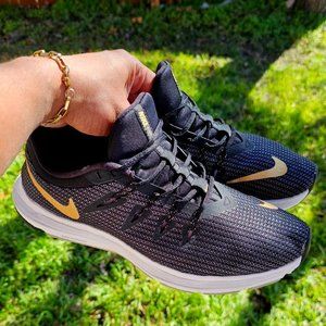 NIKE RUNNING  TALLA 9,  26 CENTIMETROS.